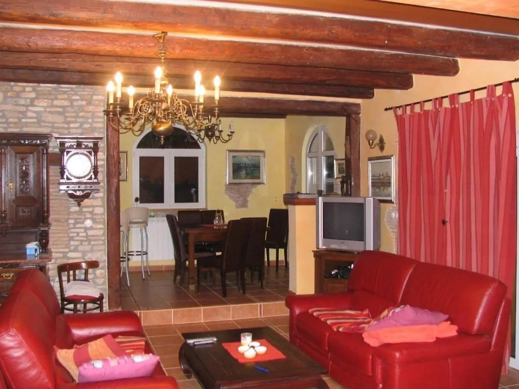 Holiday home Villa In Funtana With Private Tenniscourt